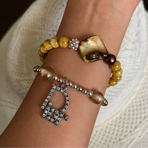 2 Handmade Bracelets stretch - Picture 1 of 5